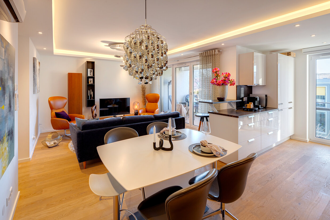 Etagenwohnung mit 4 Zimmern | München-Bogenhausen | 70380 | Wohnzimmer...