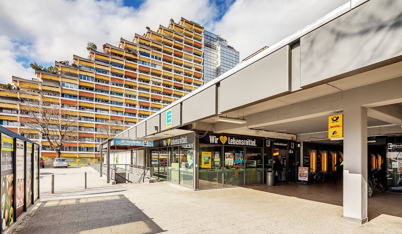 Etagenwohnung mit 2 Zimmern | München-Oberföhring | 2002ML7 | Einkaufsmöglichkeiten