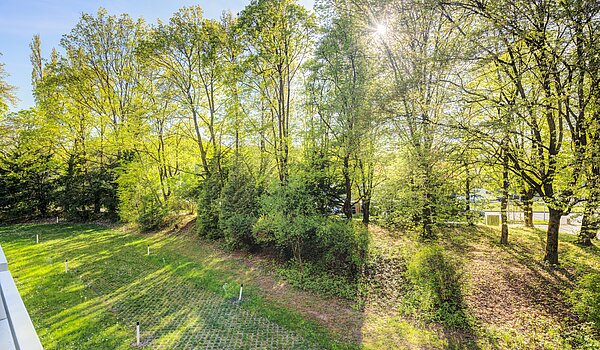 Etagenwohnung mit 3.5 Zimmern | München-Bogenhausen | 703051 | Grüne Aussichten