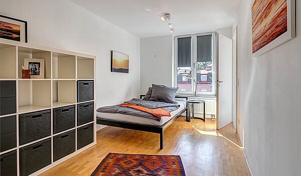 Etagenwohnung mit 2 Zimmern | München-Neuhausen | 70440 | Schlafzimmer