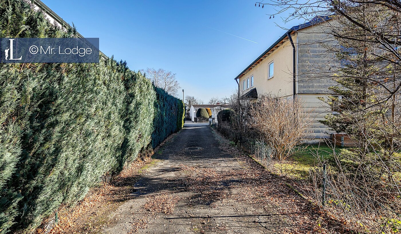 Einfamilienhaus mit 5 Zimmern | Germering | 1712AK1 | Zufahrt