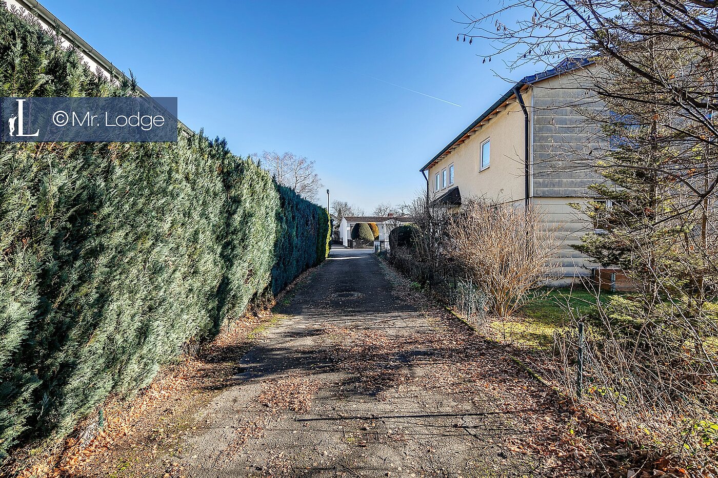 Einfamilienhaus mit 5 Zimmern | Germering | 1712AK1 | Zufahrt