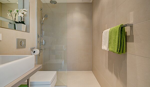 Apartment mit 1.5 Zimmern | München-Bogenhausen | 702971 | ...bodengleicher Dusche