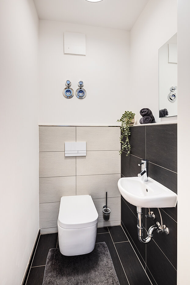 Penthouse mit 2 Zimmern | München-Bogenhausen | 70385 | ...Gäste-WC