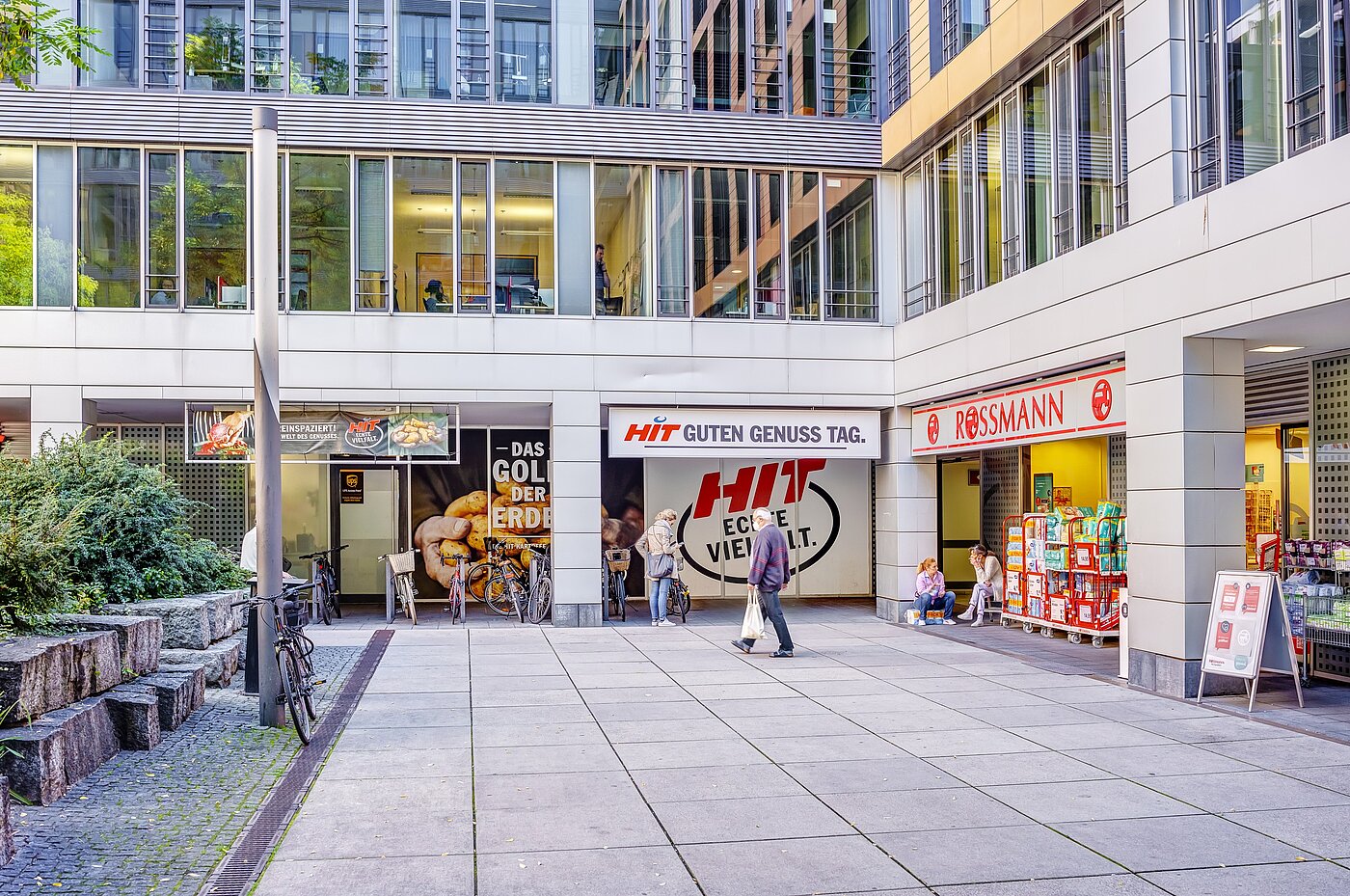 Etagenwohnung mit 1 Zimmer | München-Laim | 70144 | Einkaufsmöglichkeiten...