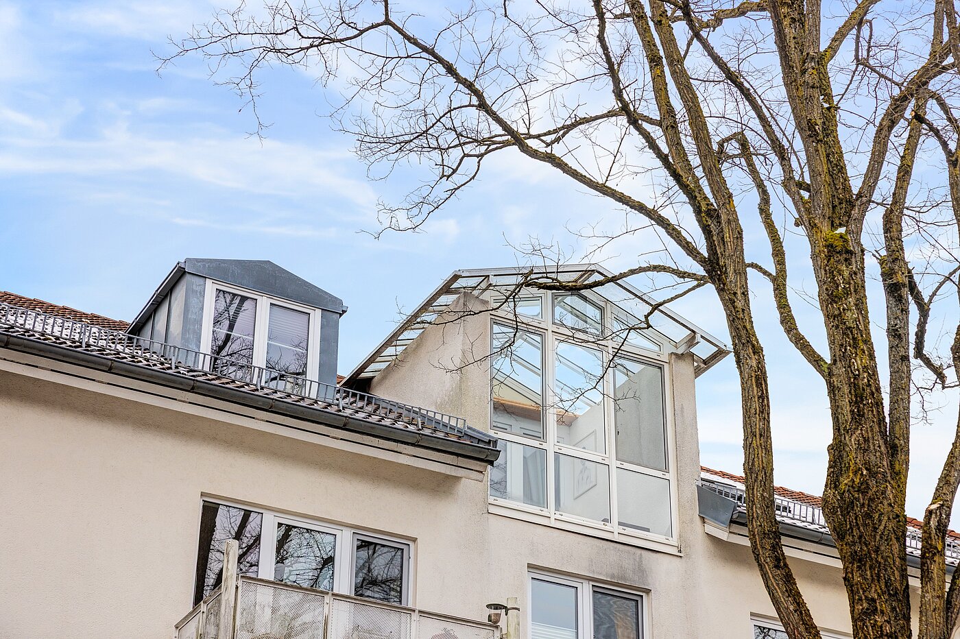 Etagenwohnung mit 2 Zimmern | Poing | 70373 | ...Wintergarten...