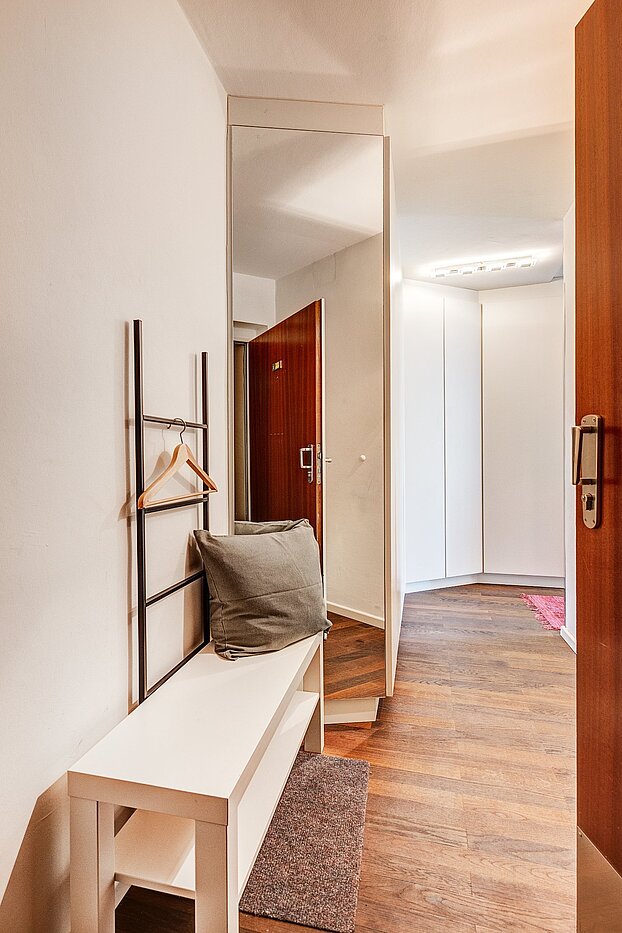 Etagenwohnung mit 1 Zimmer | München-Freimann | 2105ML4 | Blick von der Eingangstür