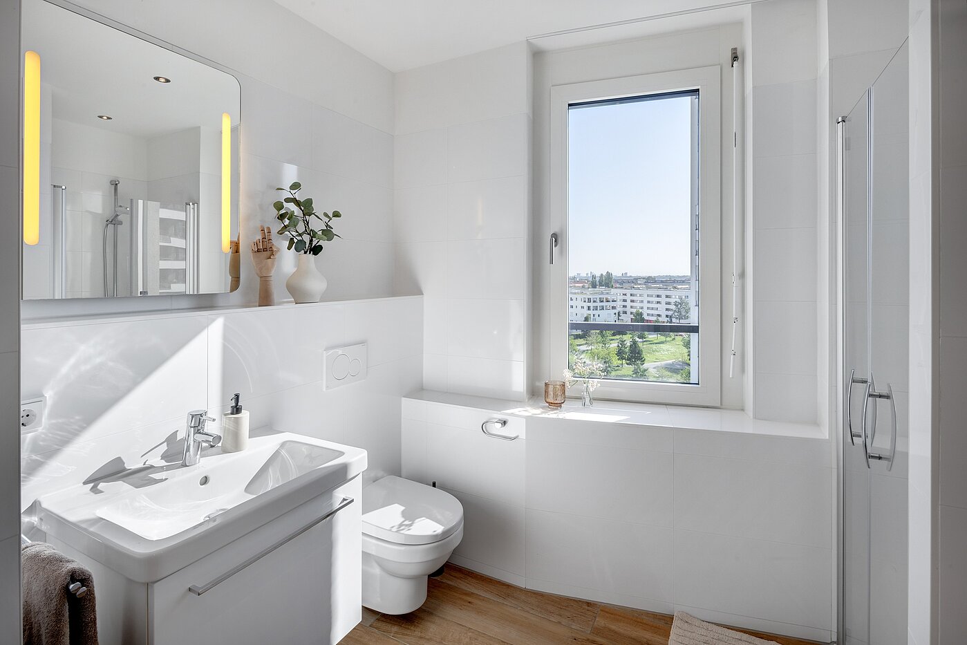 Etagenwohnung mit 3 Zimmern | München-Obersendling | 70260 | ...mit Tageslicht...