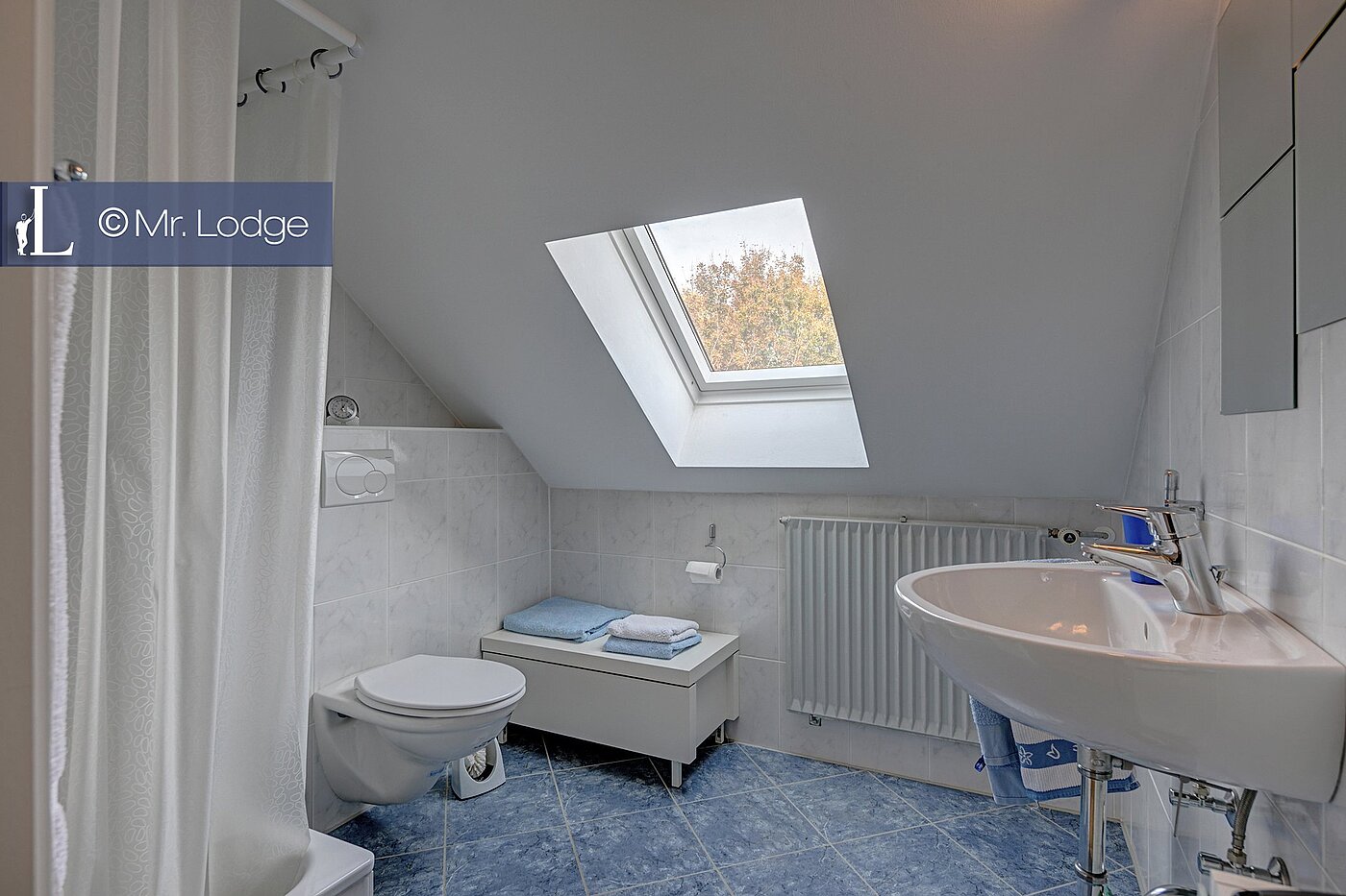 Doppelhaushälfte mit 7 Zimmern | Gröbenzell | 1709ML6 | DG-Duschbad