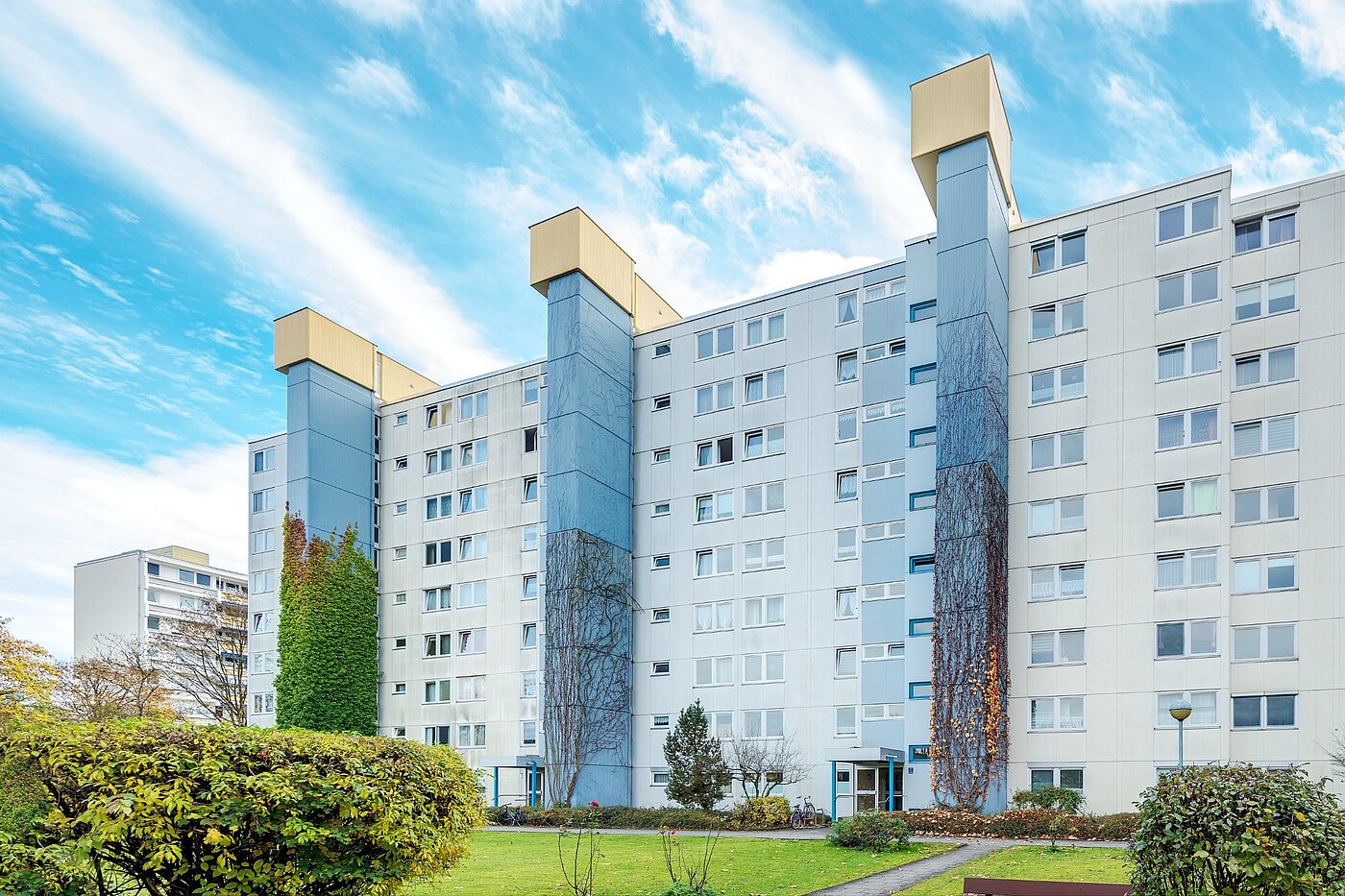Etagenwohnung mit 3 Zimmern | München-Perlach | 2010ML5 | Fassadenansicht