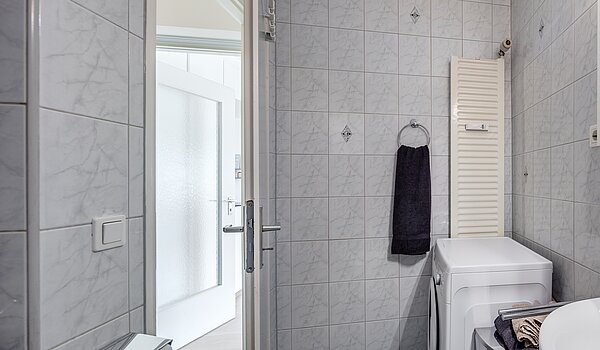Etagenwohnung mit 1 Zimmer | München-Feldmoching | 70456 | Badezimmer