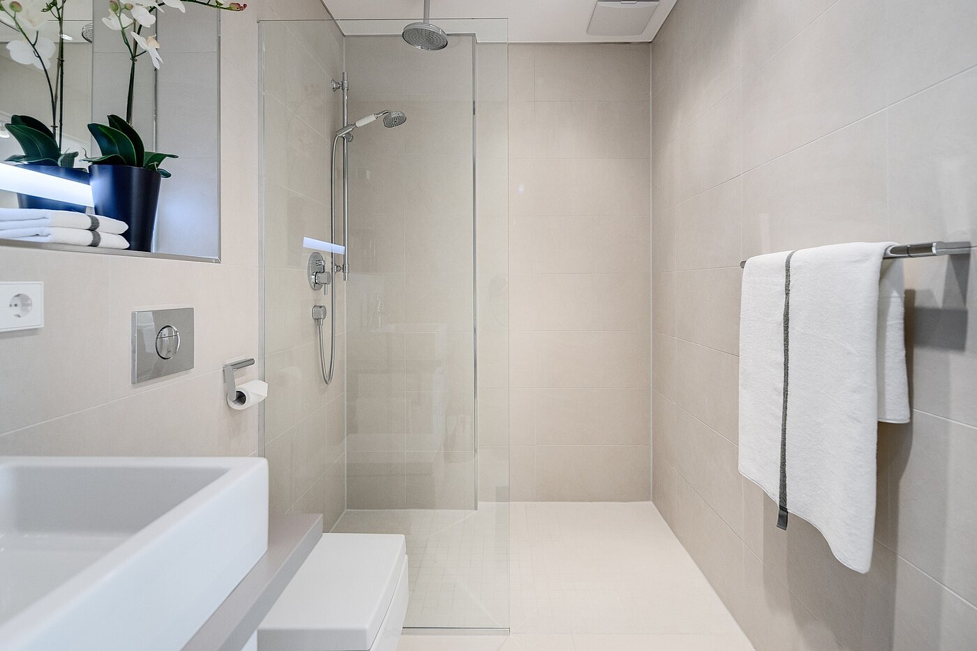 Etagenwohnung mit 1 Zimmer | München-Bogenhausen | 70201 | ...Duschbad