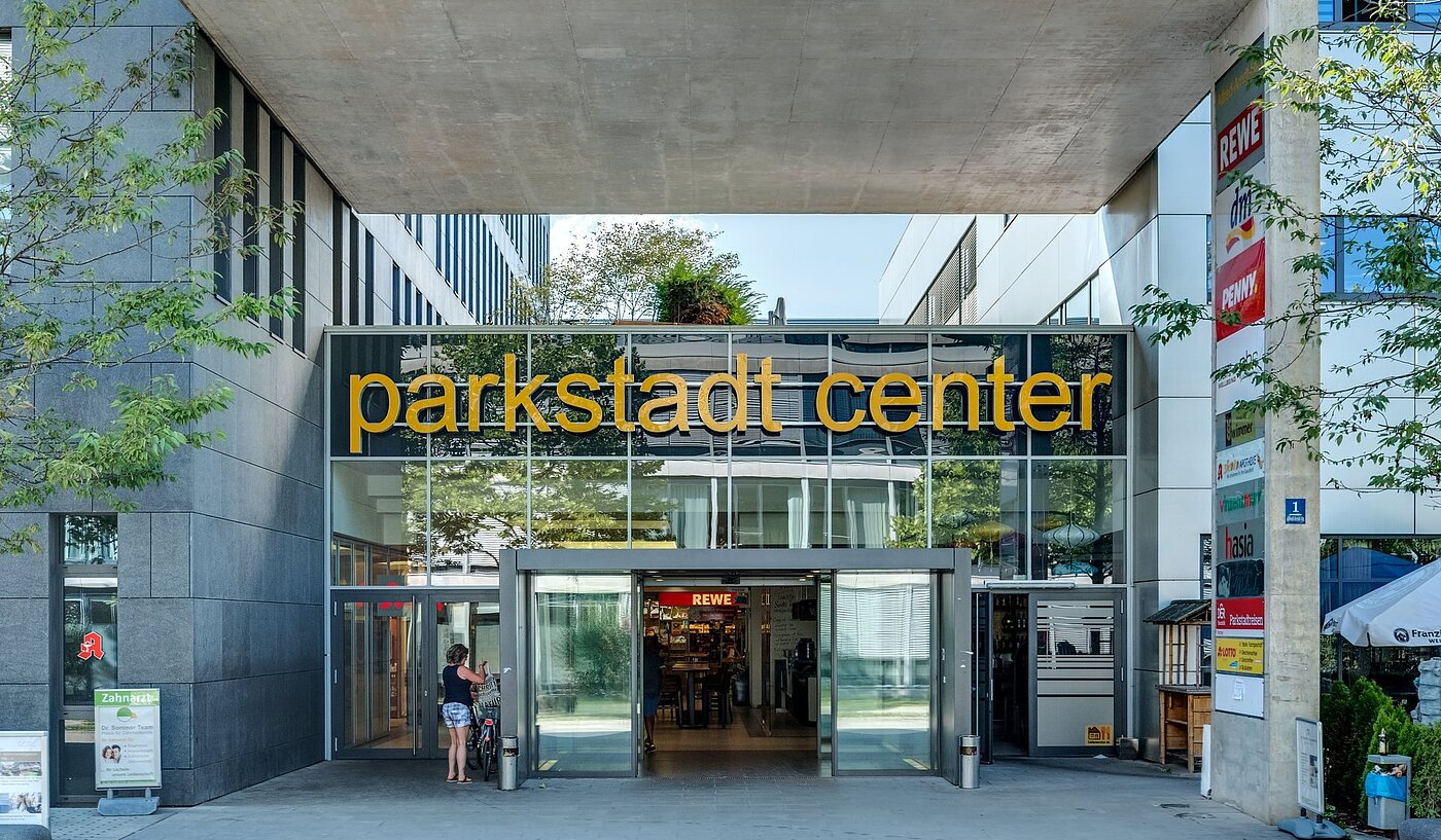 Etagenwohnung mit 4 Zimmern | 1709ML3 | Einkaufsmöglichkeiten