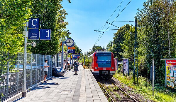 Dachgeschosswohnung mit 3 Zimmern | 70501 | Perfekte Anbindung