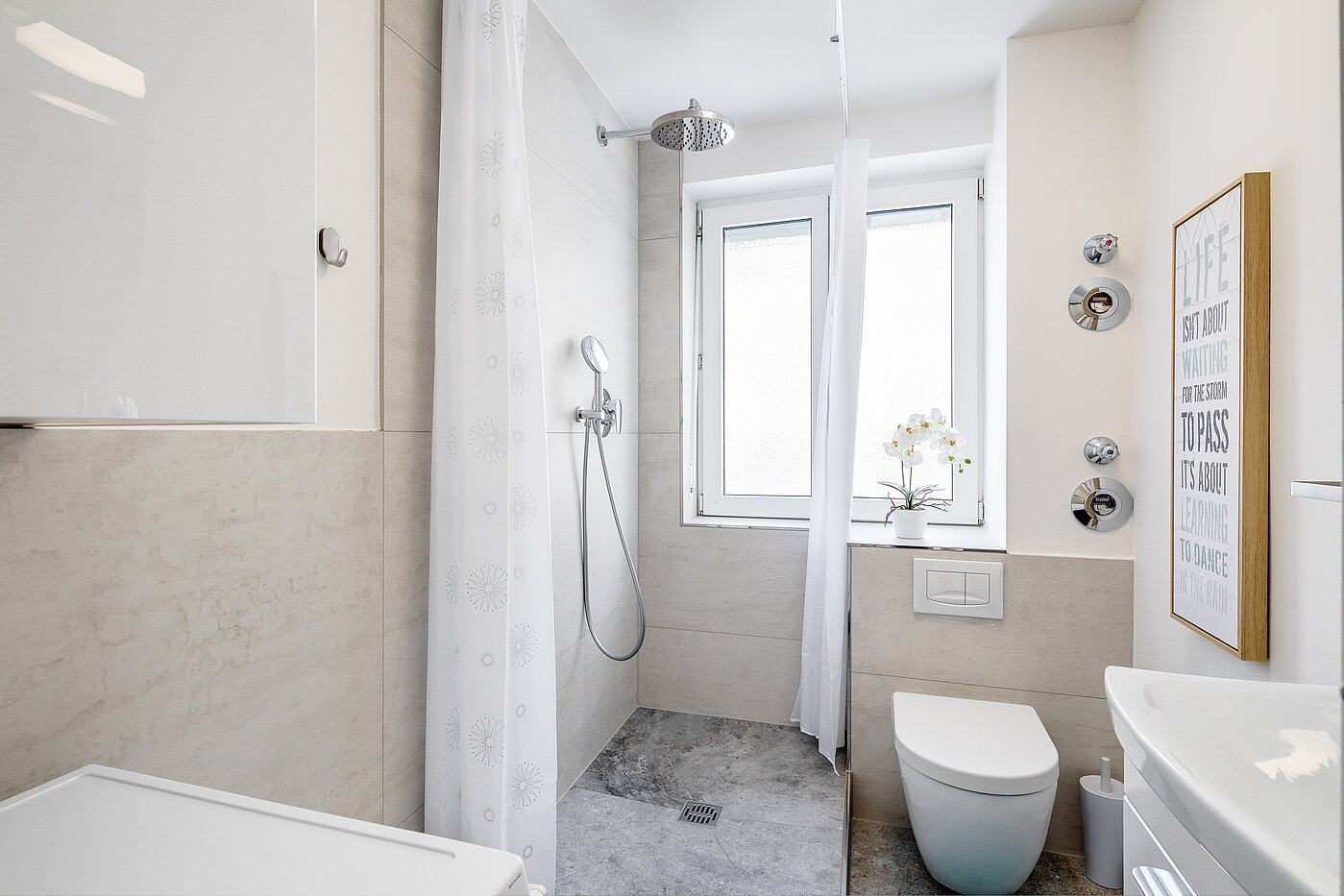 Etagenwohnung mit 2 Zimmern | München-Allach | 70412 | ...Duschbad