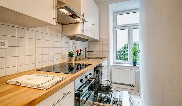 Etagenwohnung mit 4 Zimmern | München-Maxvorstadt | 2011ML2 | ...elektrischen Geräten