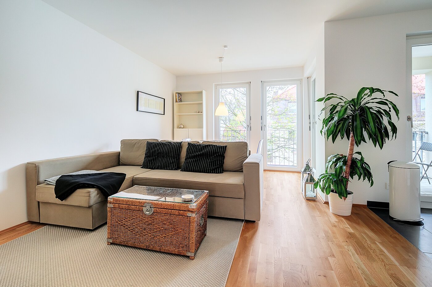 Etagenwohnung mit 3 Zimmern | München-Moosach | 70164 | Wohn- Essbereich...
