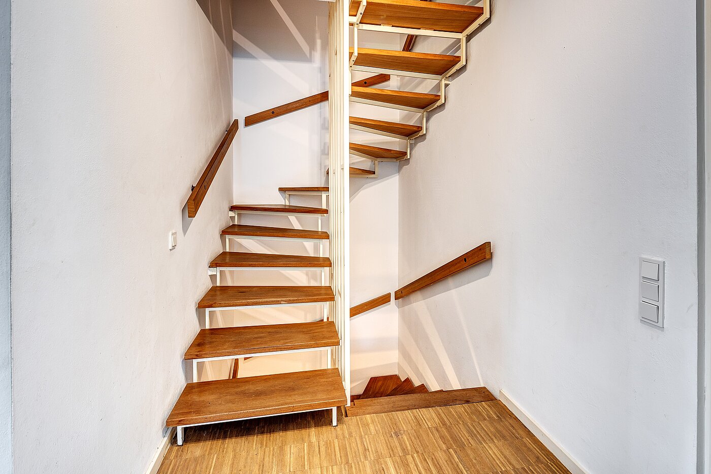 Reiheneckhaus mit 6 Zimmern | Germering | 70033 | Auf dem Weg...