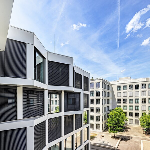 Friends Tower: Großzügiges 1,5-Zimmer Apartment - frei nach Absprache