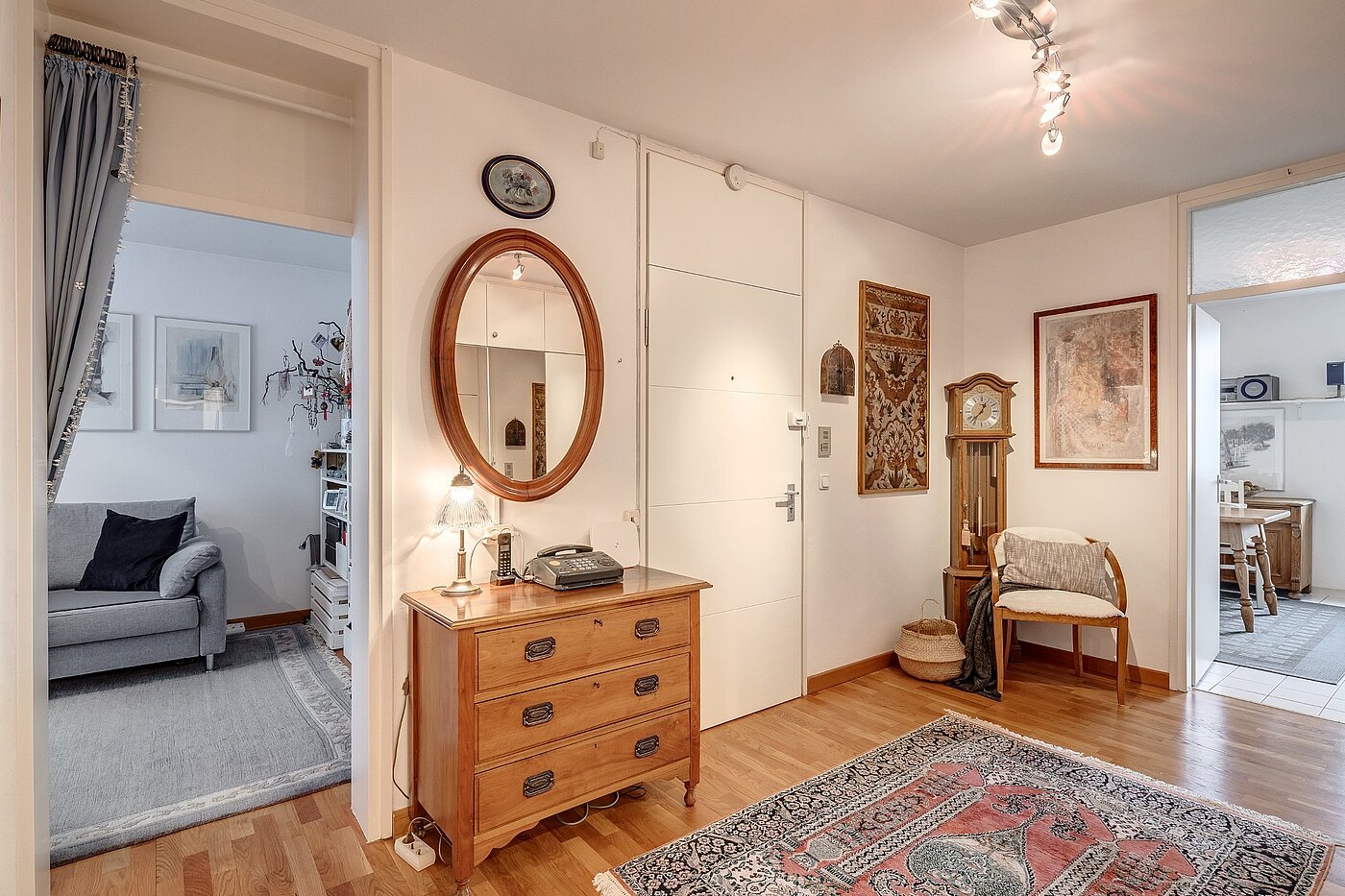 Etagenwohnung mit 4 Zimmern | Aschheim | 2006ML2 | Ansprechender Eingangsbereich