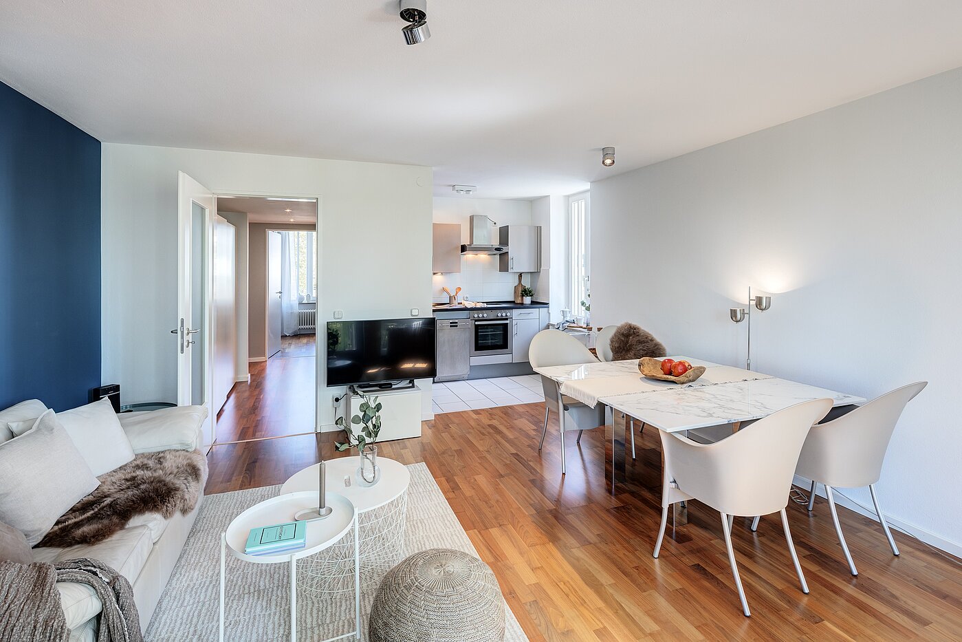 Etagenwohnung mit 2.5 Zimmern | München-Fasangarten | 702211 | Offene Küche mit...