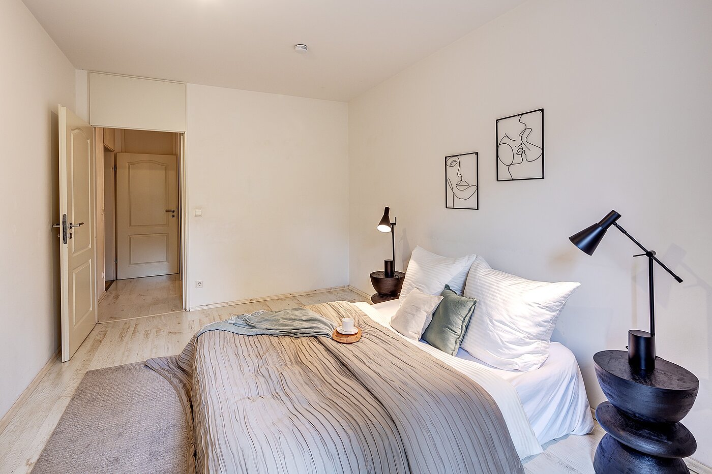 Erdgeschosswohnung mit 2.5 Zimmern | München-Harlaching | 70018 | ...Schlafzimmer mit...