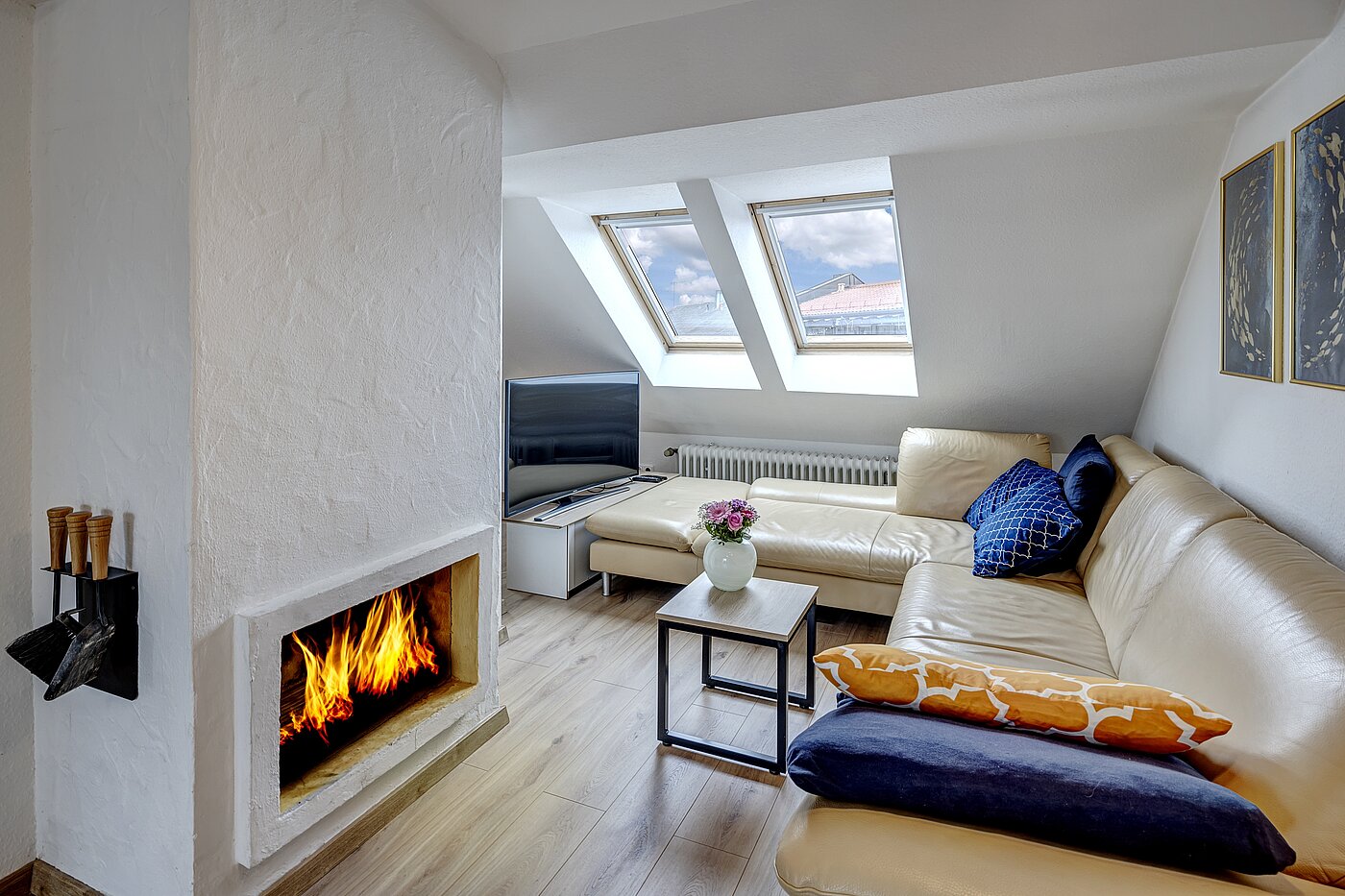 Dachgeschosswohnung mit 4.5 Zimmern | München-Ludwigsvorstadt | 70461 | Wohnen / Essen