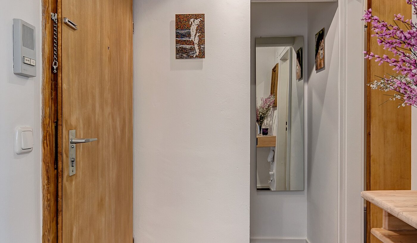 Etagenwohnung mit 1.5 Zimmern | München-Obergiesing | 70136 | Eingangsbereich mit...