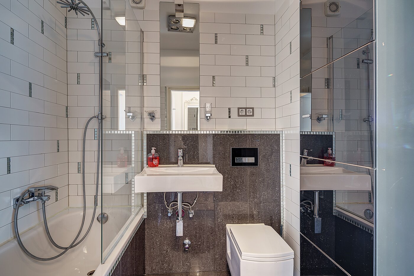 Etagenwohnung mit 1 Zimmer | München-Altstadt | 2111ML04 | Bad mit Badewanne