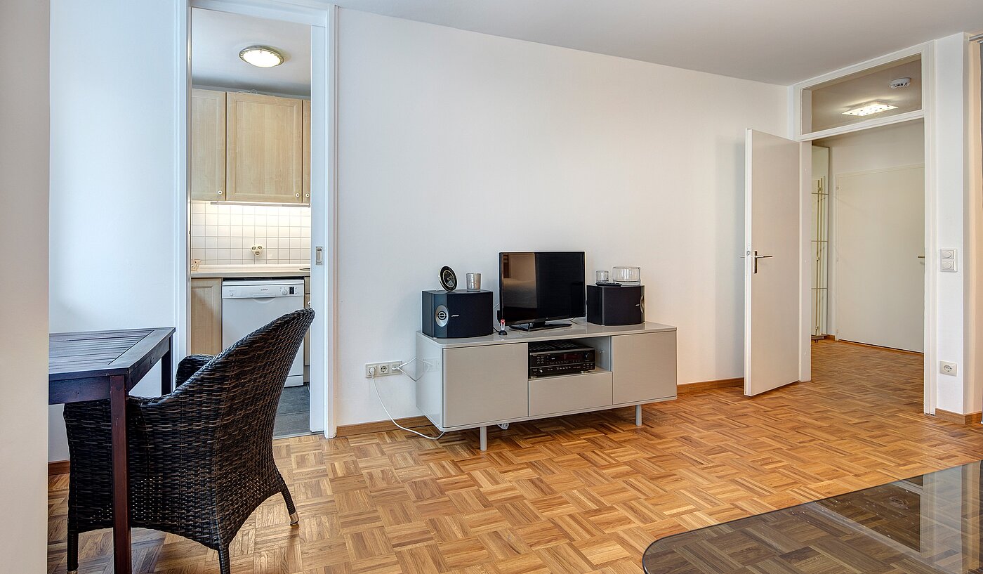 Etagenwohnung mit 1.5 Zimmern | München-Sendling-Westpark | 2207ML4 | Zugang zur separaten Küche...