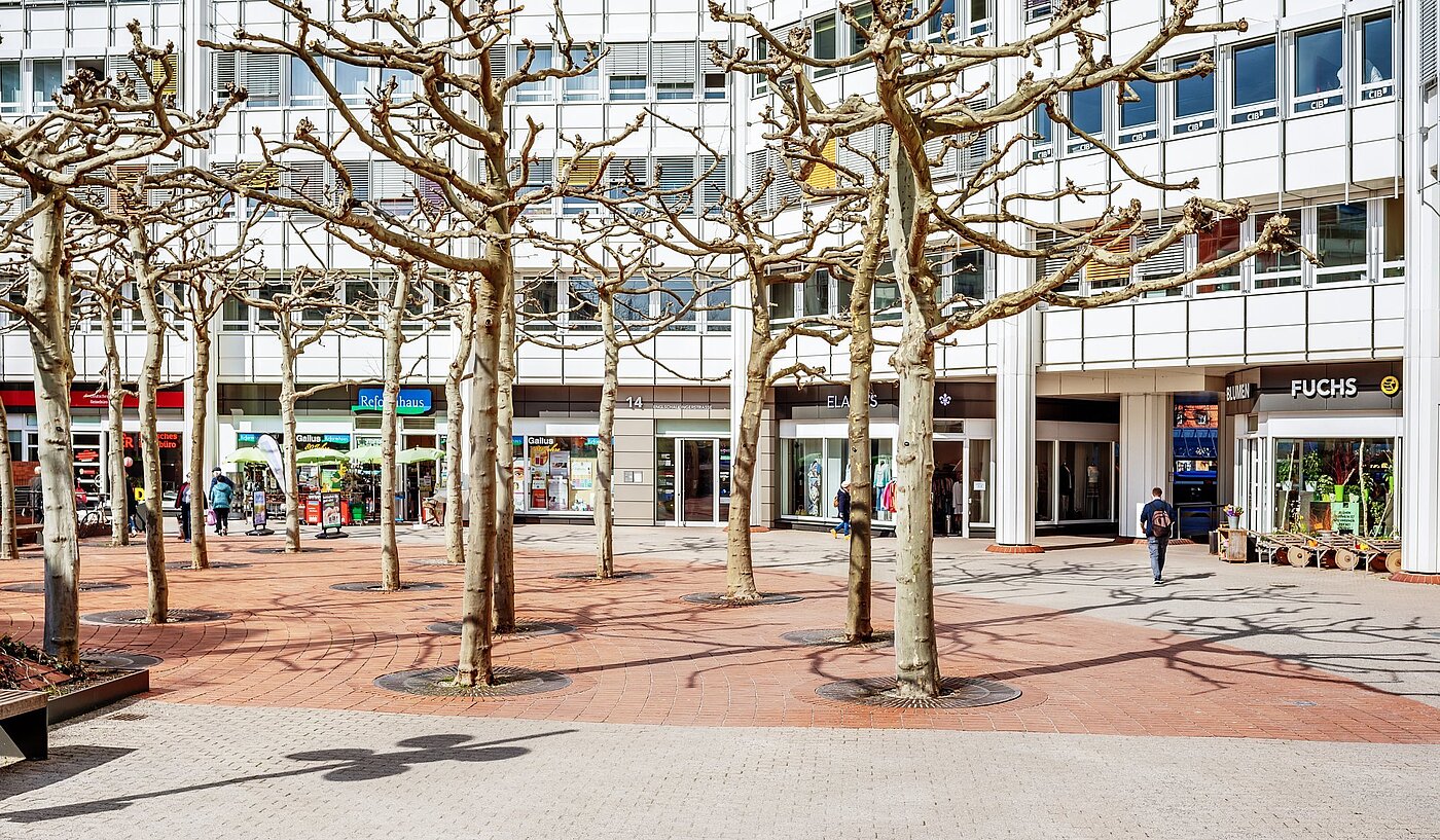 Etagenwohnung mit 1 Zimmer | München-Bogenhausen | 2103ML6 | Läden in d. Nachbarschaft