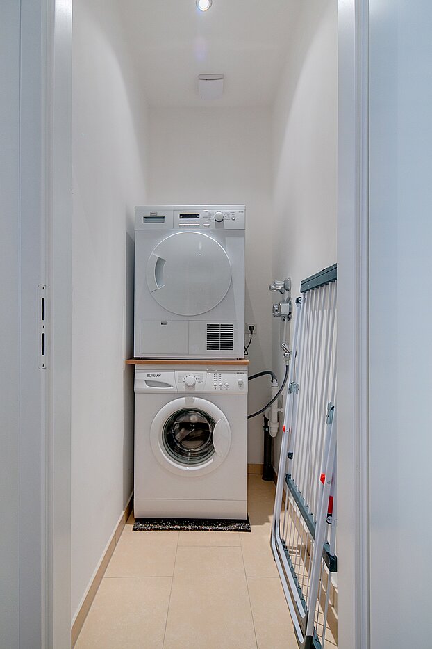 Erdgeschosswohnung mit 4 Zimmern | München-Neuhausen | 70471 | Waschmaschine und Trockner