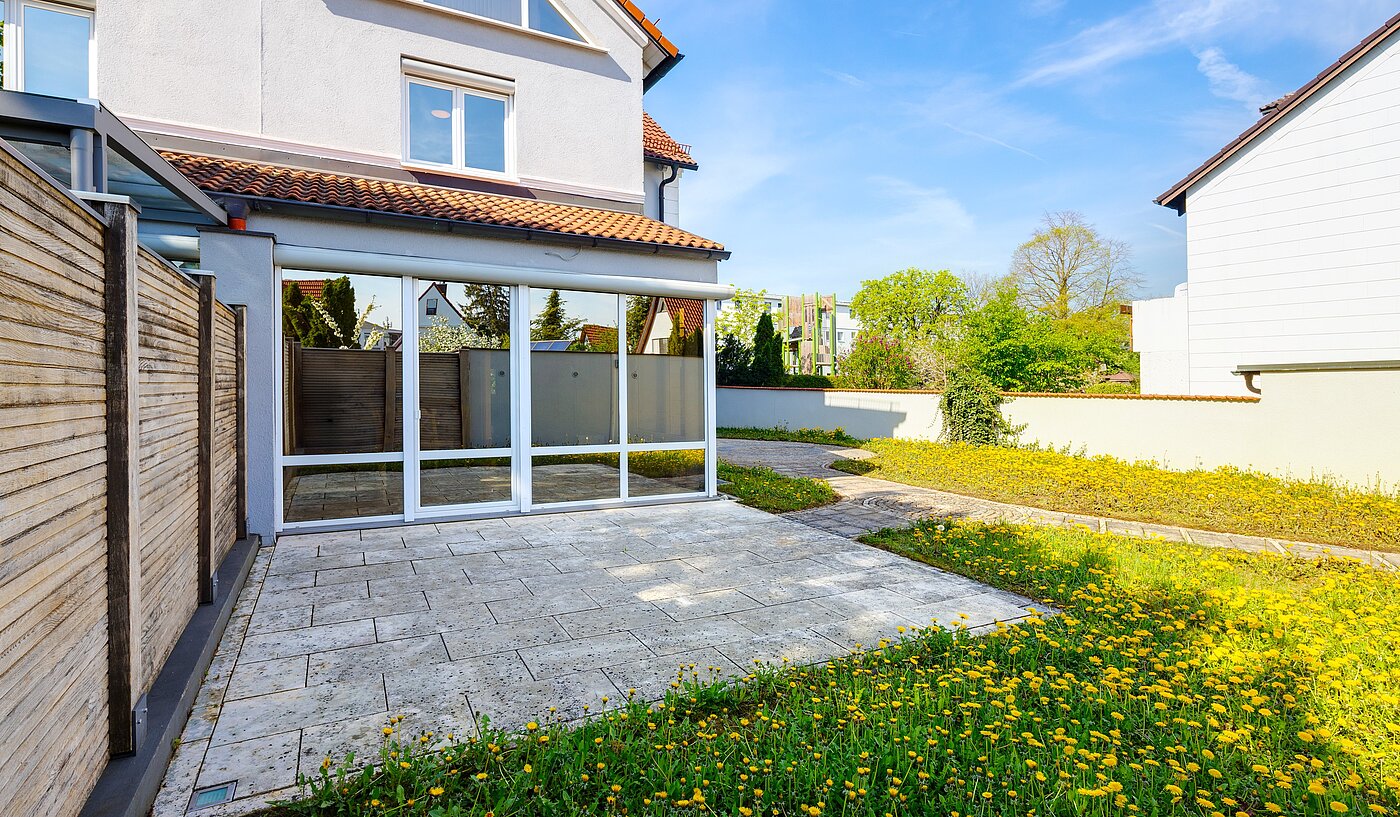 Doppelhaushälfte mit 6.5 Zimmern | Unterschleißheim | 70122 | ...und Zugang zur Terrasse