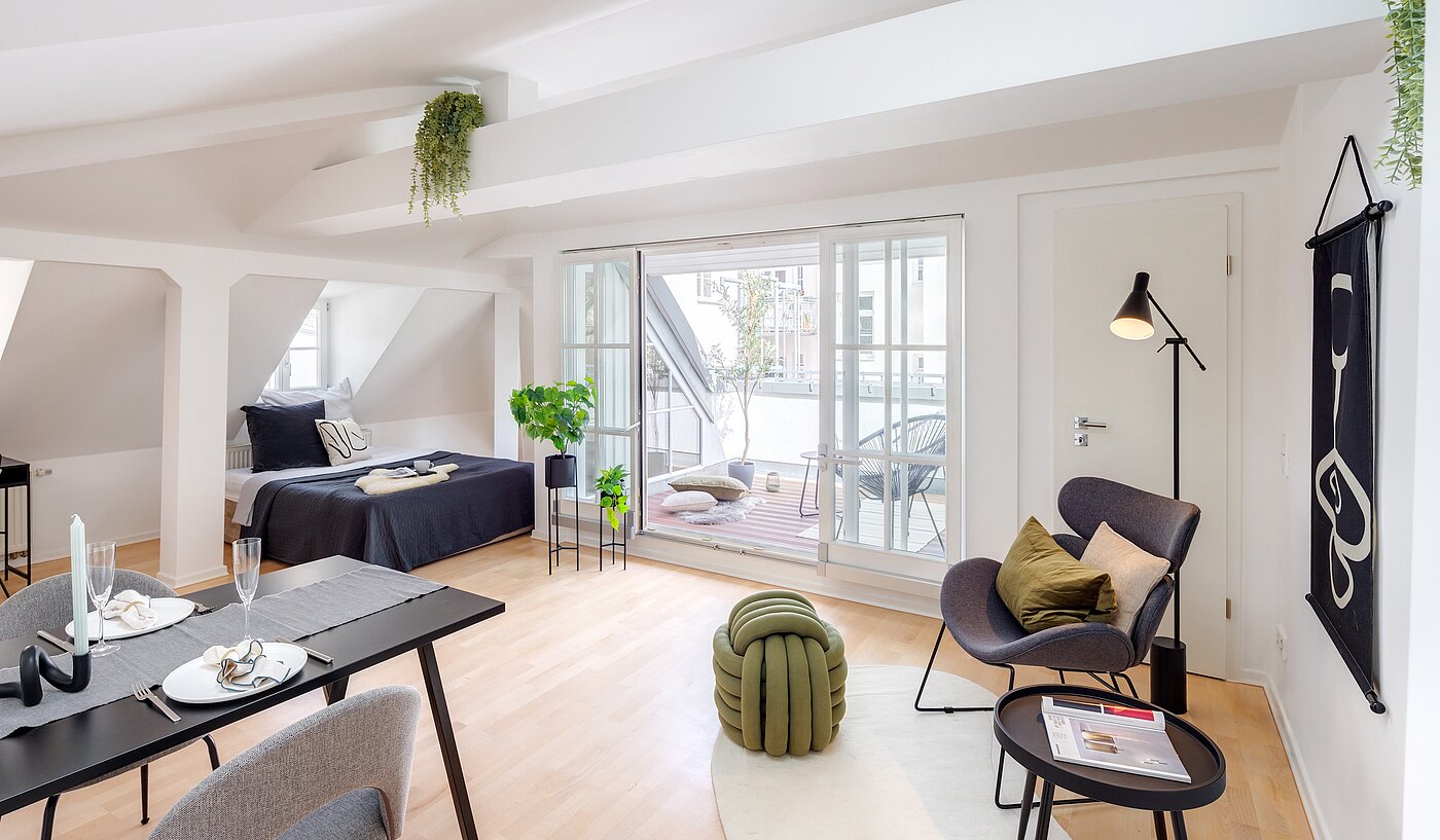 Dachgeschosswohnung mit 1 Zimmer | München-Sendling | 700402