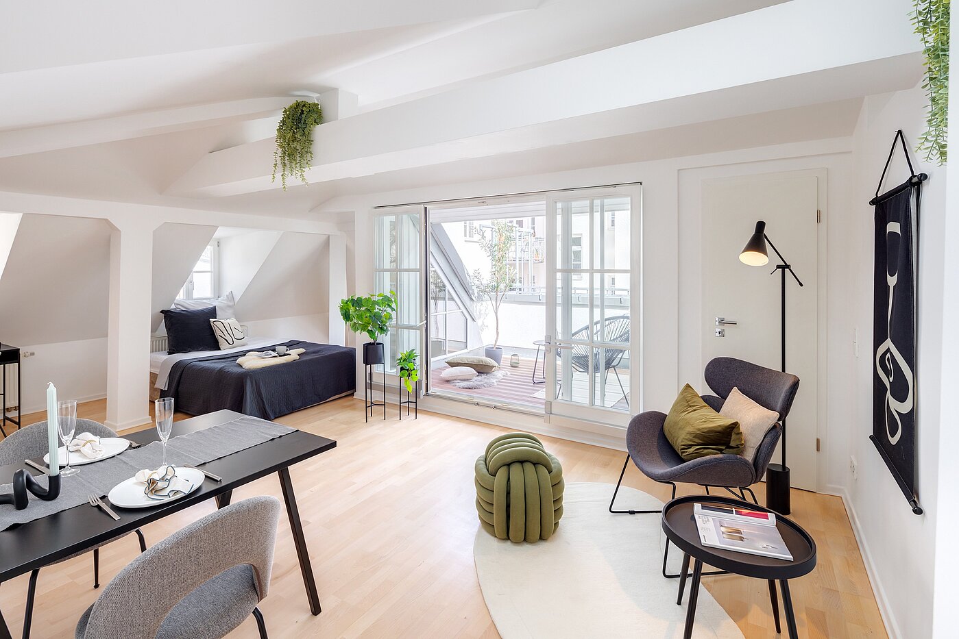 Dachgeschosswohnung mit 1 Zimmer | München-Sendling | 700402