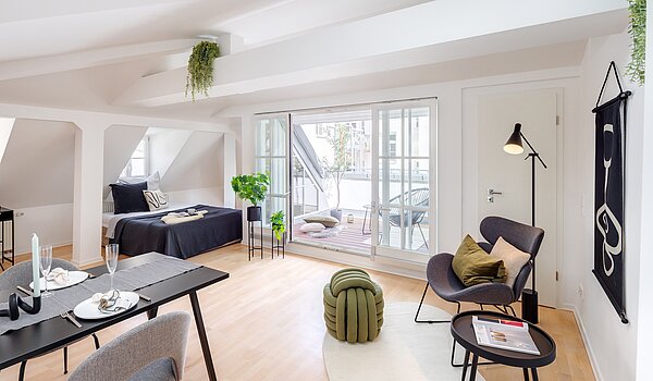 Dachgeschosswohnung mit 1 Zimmer | München-Sendling | 700402