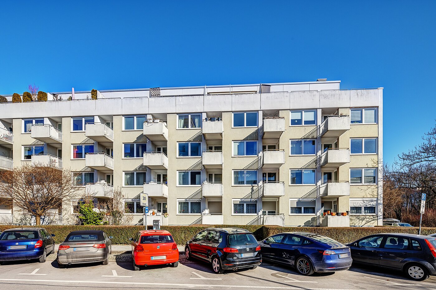 Etagenwohnung mit 1 Zimmer | München-Neuhausen | 2301ML8 | Ansicht von der Straße aus