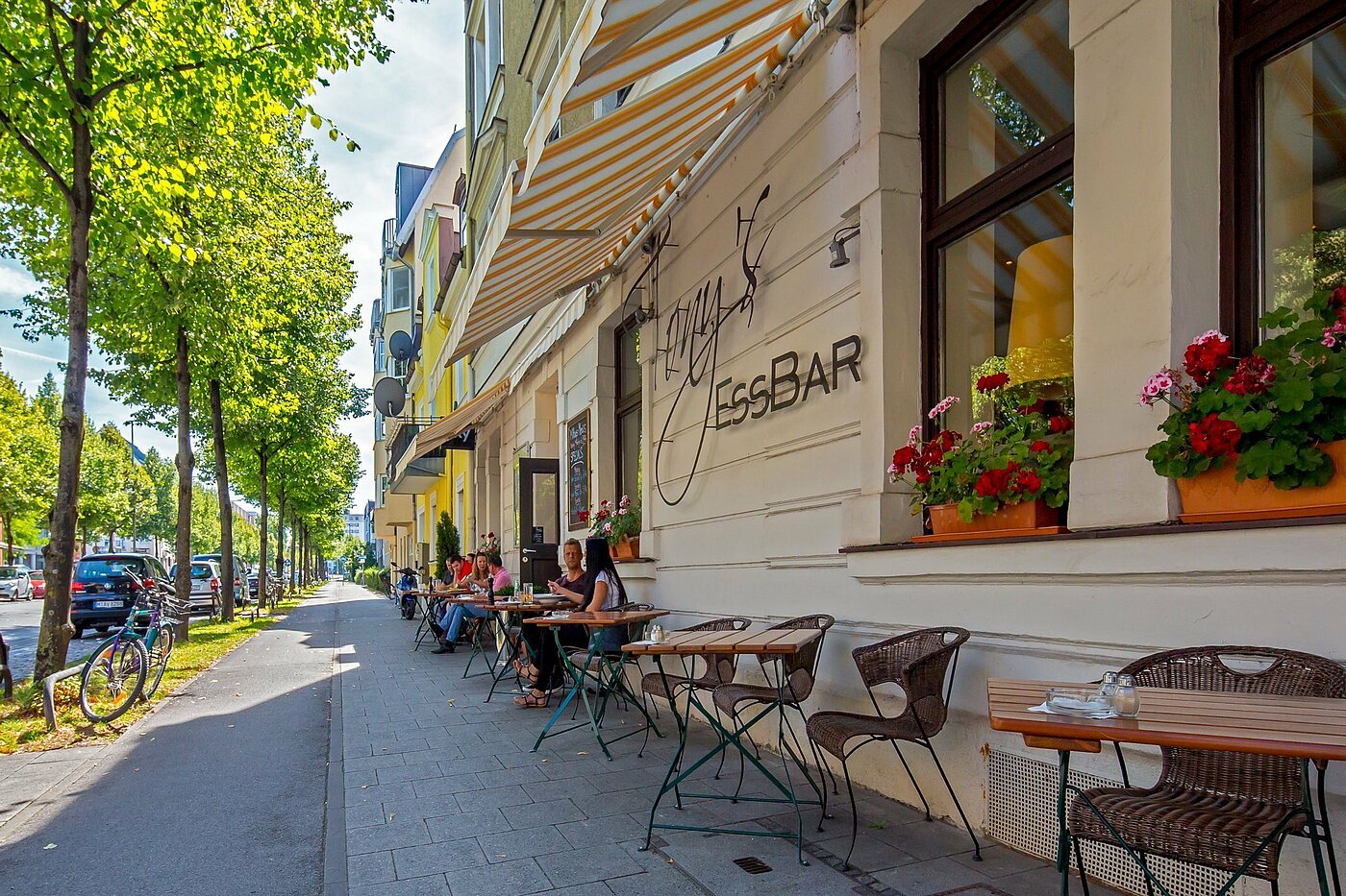 Etagenwohnung mit 2 Zimmern | München-Milbertshofen | 2004ML3 | Nachbarschaft