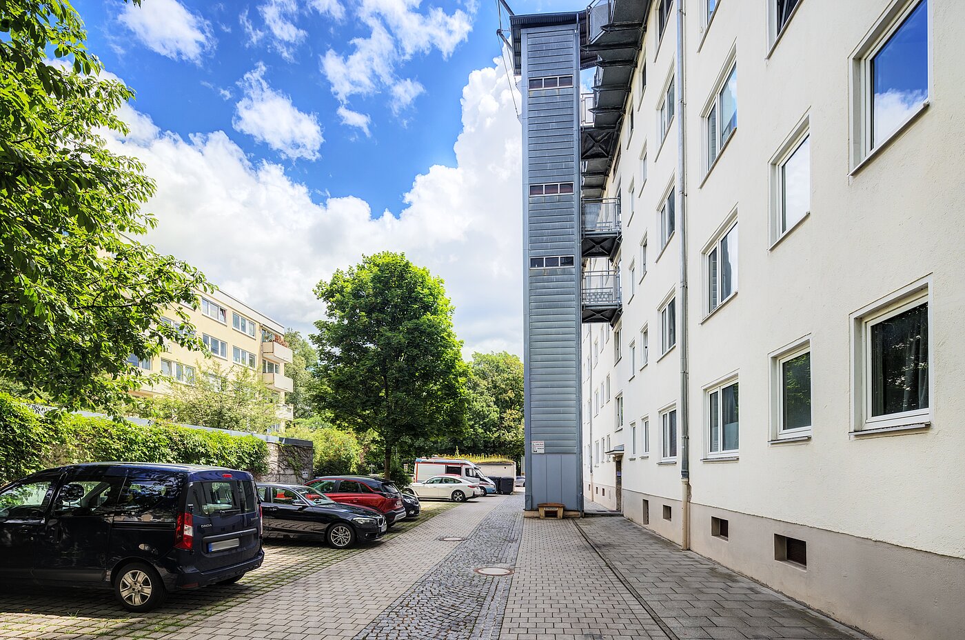 Etagenwohnung mit 1 Zimmer | München-Schwabing | 70454 | ...und Außenaufzug