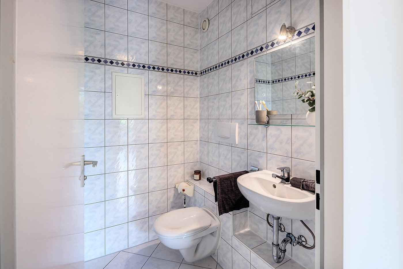 Etagenwohnung mit 3 Zimmern | München-Bogenhausen | 70261 | Gäste-WC