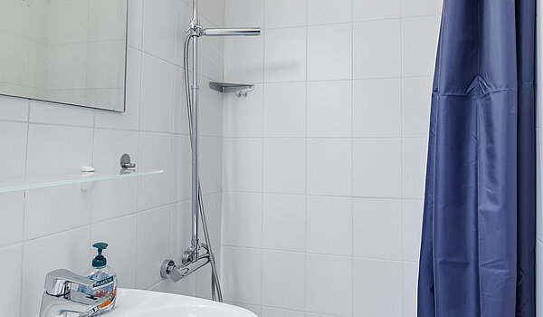 Etagenwohnung mit 1 Zimmer | München-Maxvorstadt | 70397 | Duschbad