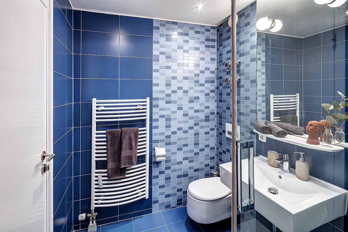 Etagenwohnung mit 1 Zimmer | München-Maxvorstadt | 70165 | ...Handtuchheizkörper