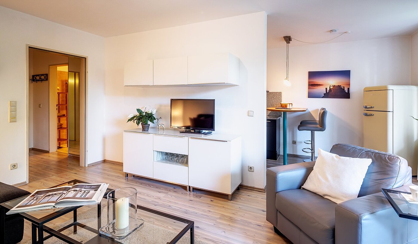 Etagenwohnung mit 2 Zimmern | München-Nymphenburg | 2107ML3 | mit geschmackvoller...