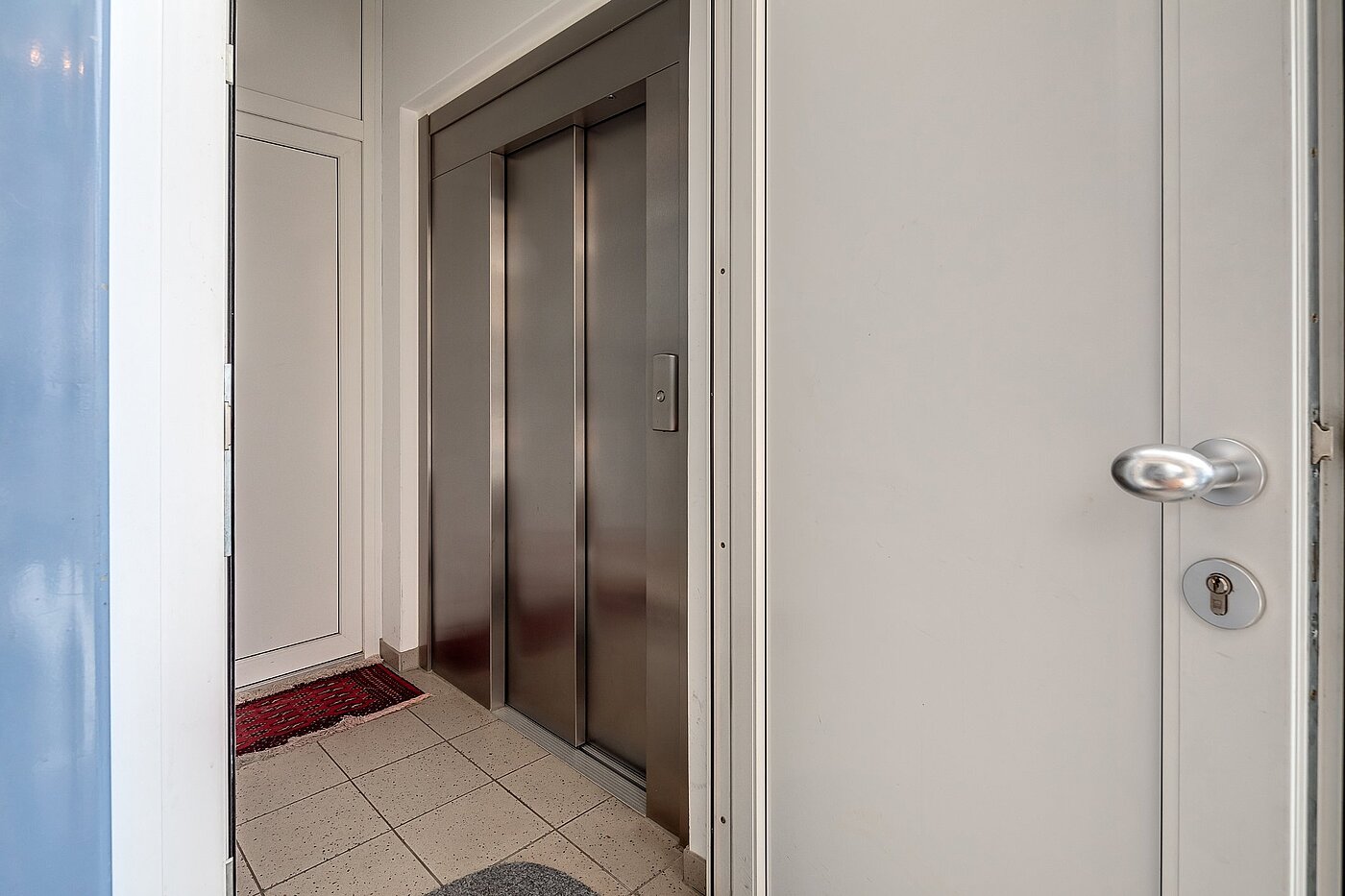 Etagenwohnung mit 2.5 Zimmern | München-Au | 2002ML5 | ...mit direktem Aufzugszugang