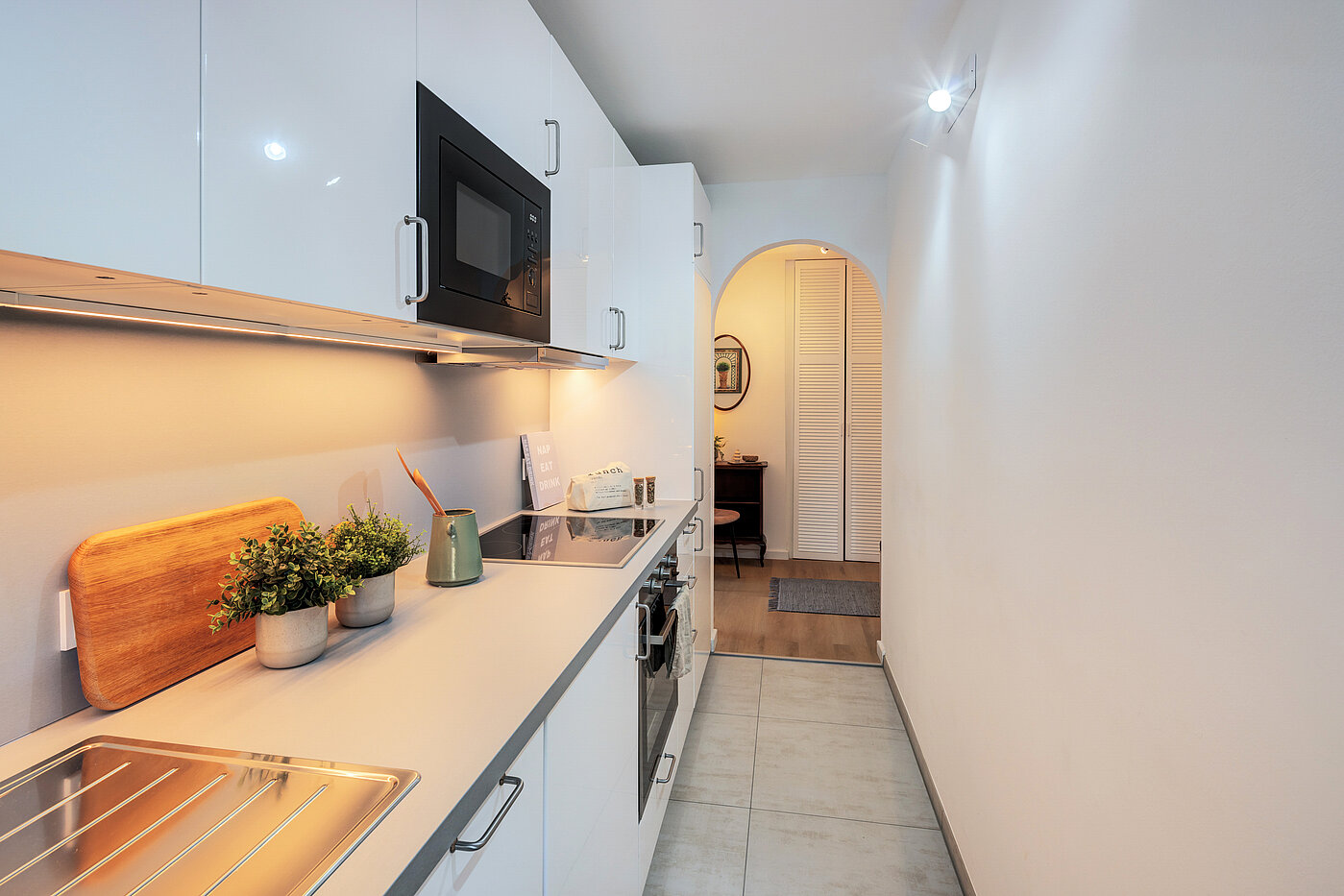 Etagenwohnung mit 2 Zimmern | München-Sendling-Westpark | 70413 | ...Küche mit...