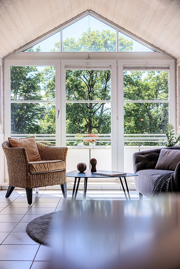 Etagenwohnung mit 2 Zimmern | München-Thalkirchen | 70241 | ...bodentiefer Fensterfront