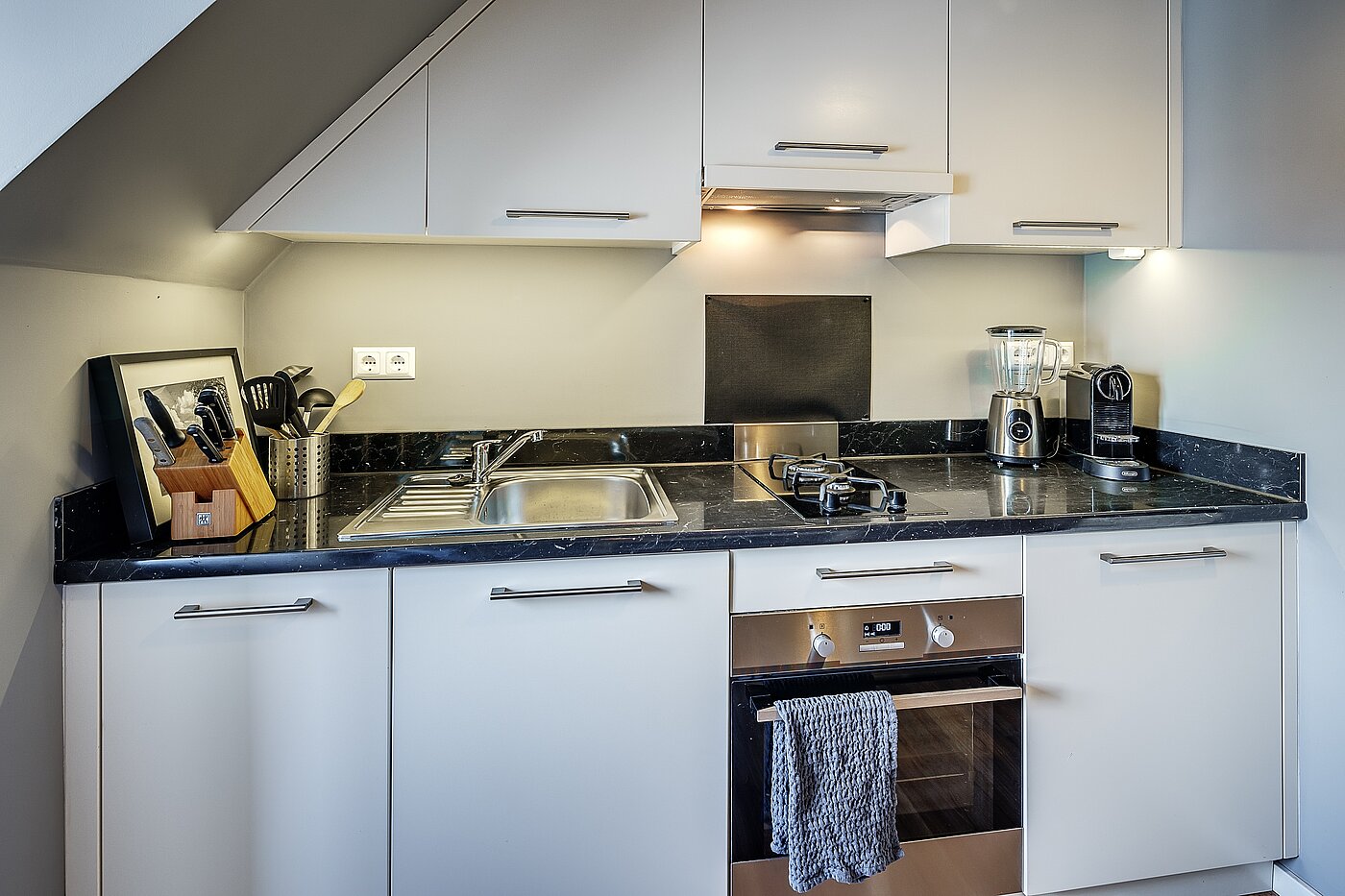 Etagenwohnung mit 2 Zimmern | München-Maxvorstadt | 2211ML6 | Voll ausgestattet