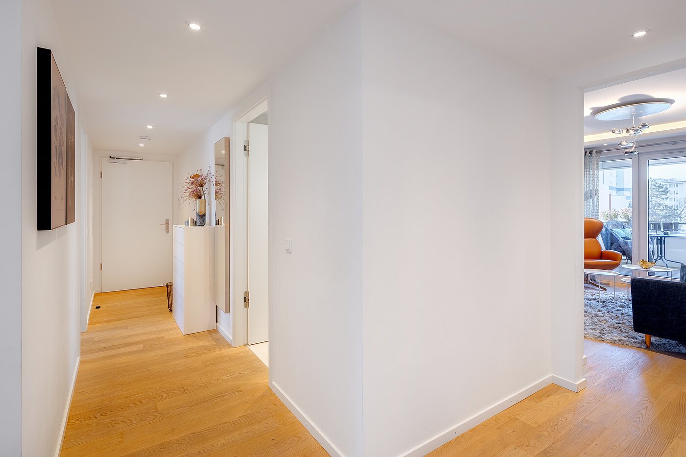 Etagenwohnung mit 4 Zimmern | München-Bogenhausen | 70380 | Flur Blickrichtung Eingang