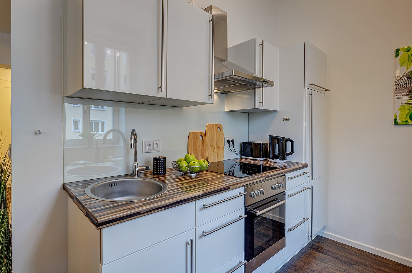 Etagenwohnung mit 1 Zimmer | München-Neuhausen | 70235 | Funktionale Küche..
