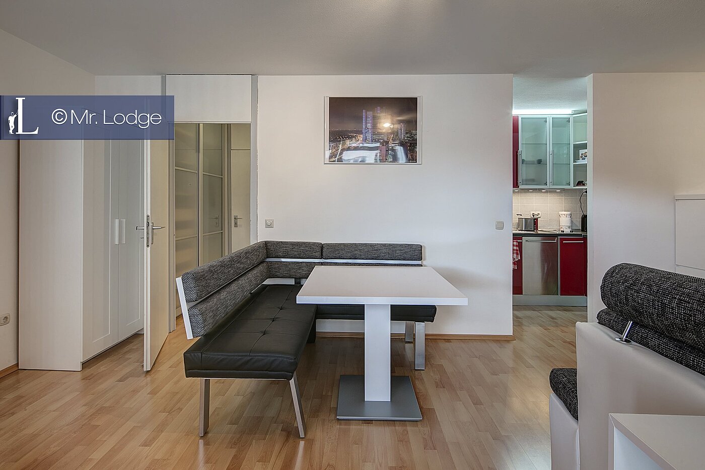 Etagenwohnung mit 1 Zimmer | München-Sendling-Westpark | 1706ML8 | Essecke mit Blick zur Küche